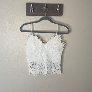 Padded chest white lace crop top